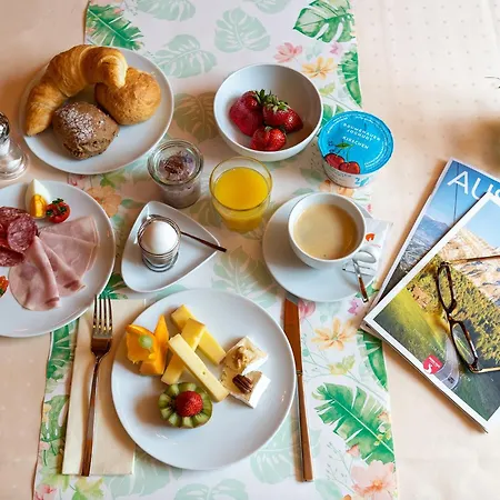 Hotel Garni Roessli Wittenbach