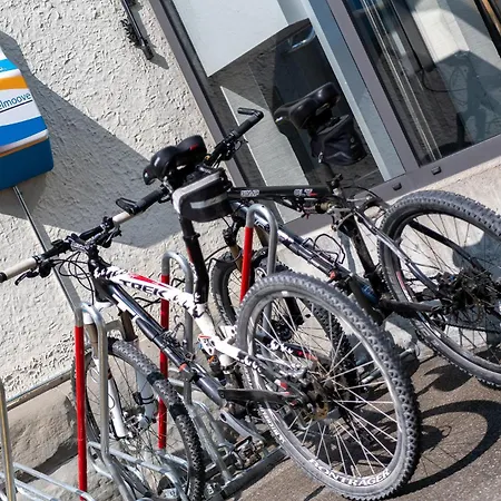 Garni Roessli - Velofreundlich - Free Parking Wittenbach