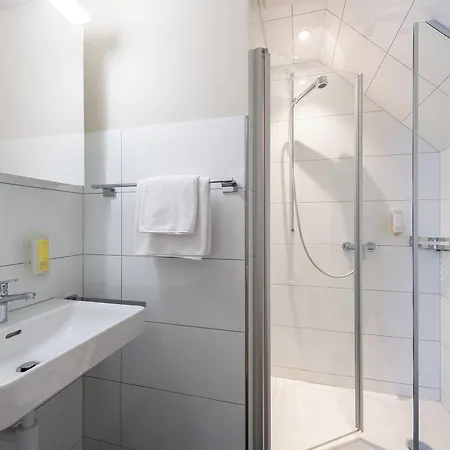 Hotel Garni Roessli Wittenbach