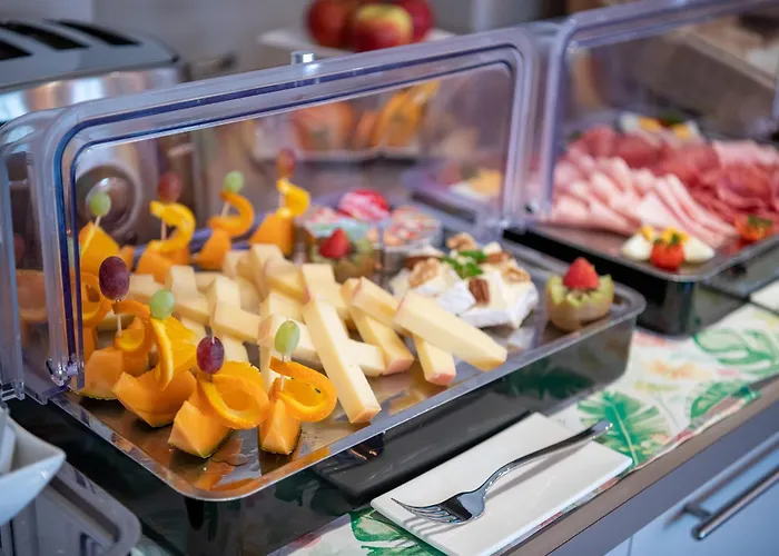 Hotel Garni Roessli 3*