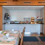 Hotel Garni Roessli 3*